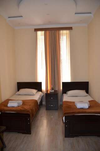 Отели типа «постель и завтрак» MAKA Уреки Двухместный номер с 2 двуспальными кроватями-2